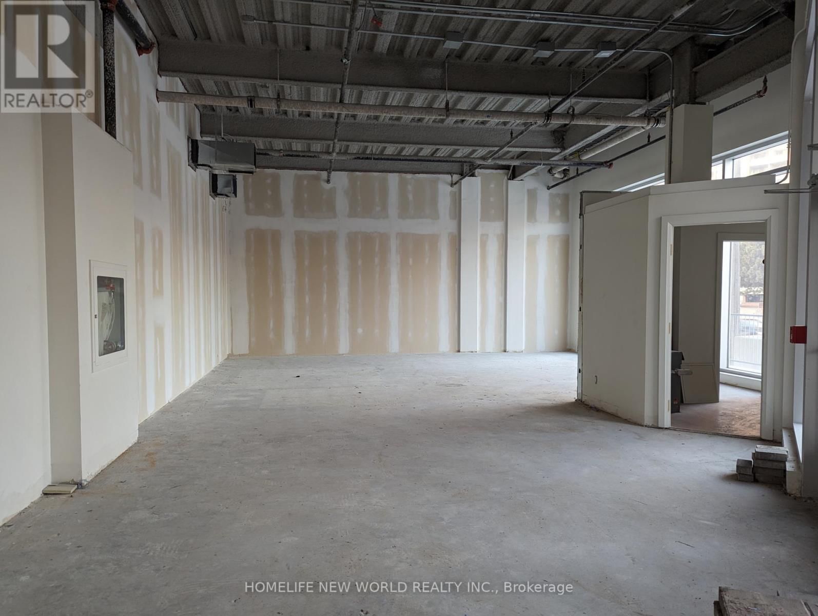 1G2 - 2330 KENNEDY ROAD Image 18