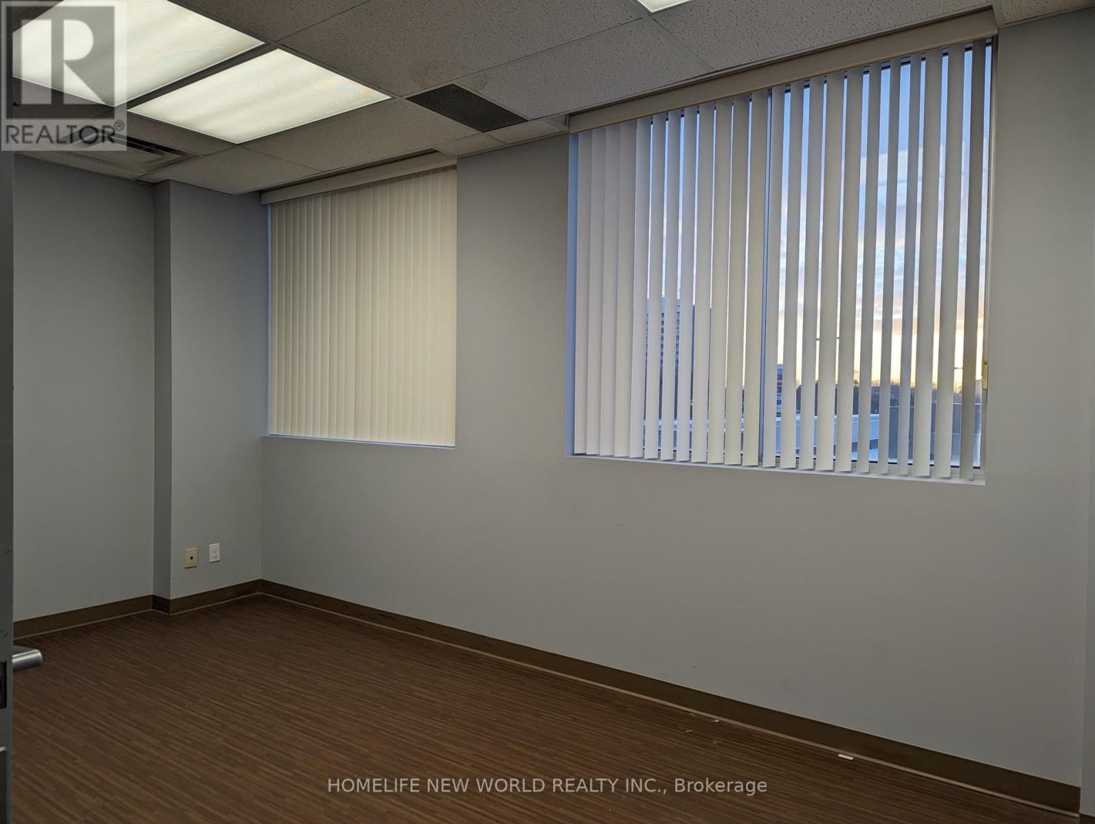 201 - 2330 KENNEDY ROAD Image 17