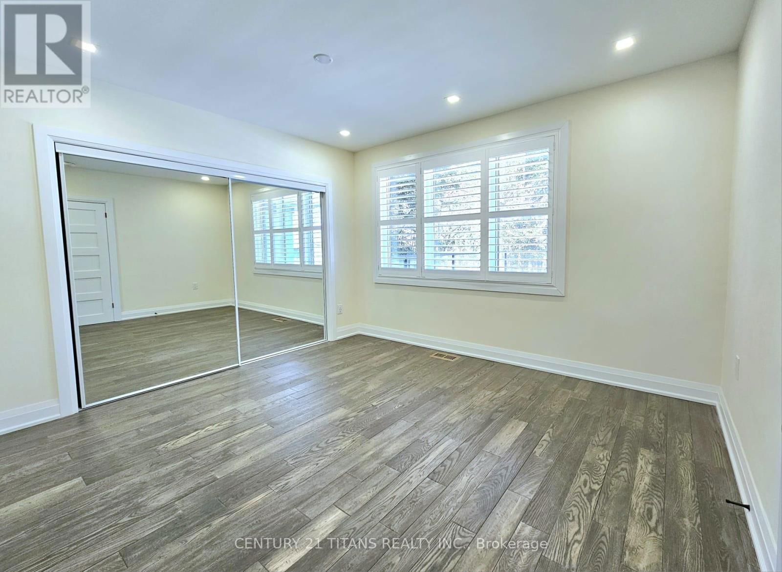 40 HILL CRESCENT Image 11