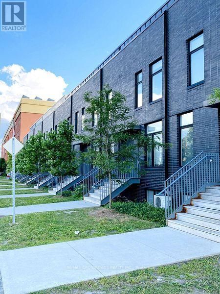 Tertiary Property View