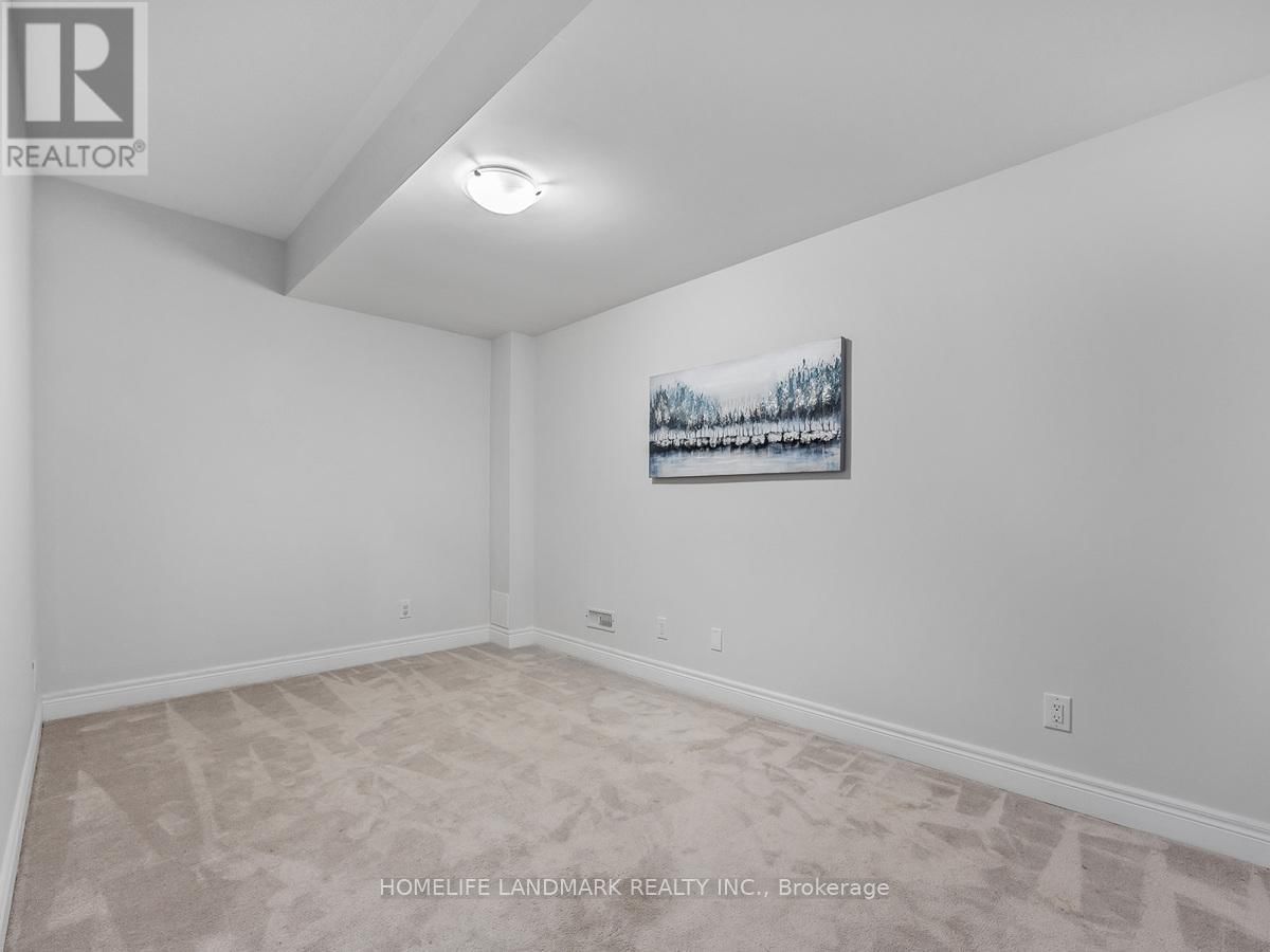 100 CHRISTINE ELLIOT AVENUE Image 23