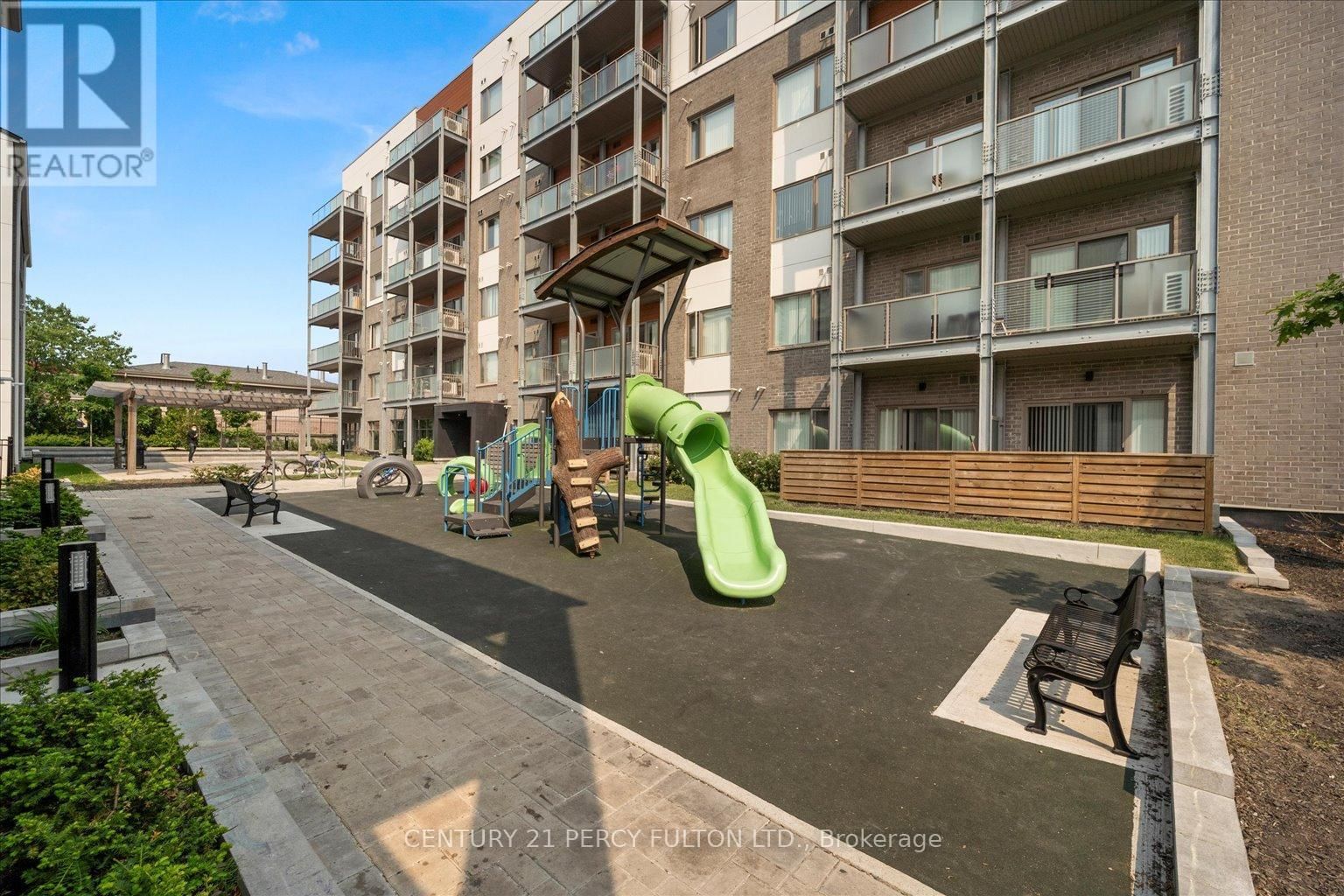 19 - 70 ORCHID PLACE DRIVE Image 19