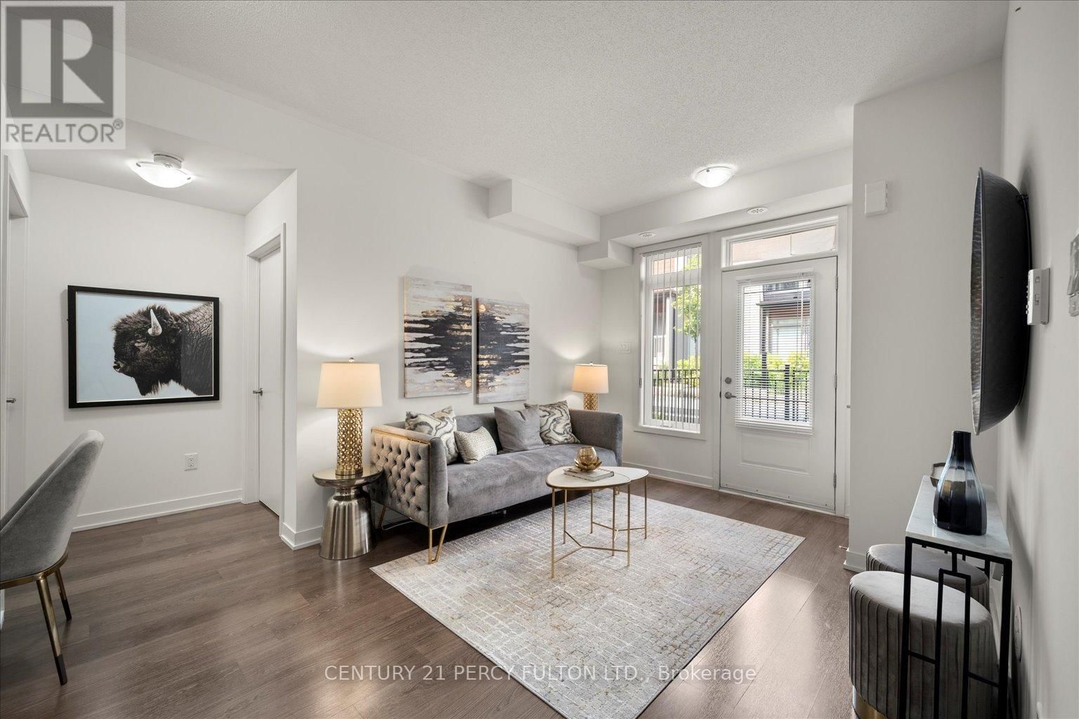 19 - 70 ORCHID PLACE DRIVE Image 3