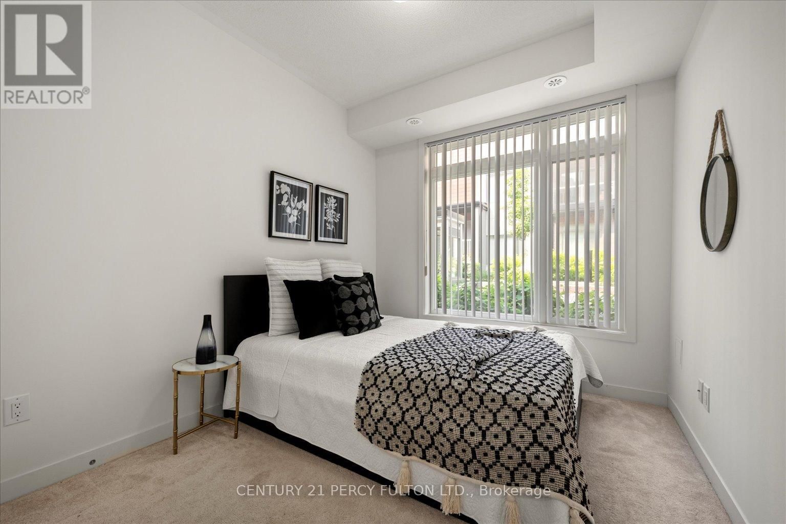 19 - 70 ORCHID PLACE DRIVE Image 8