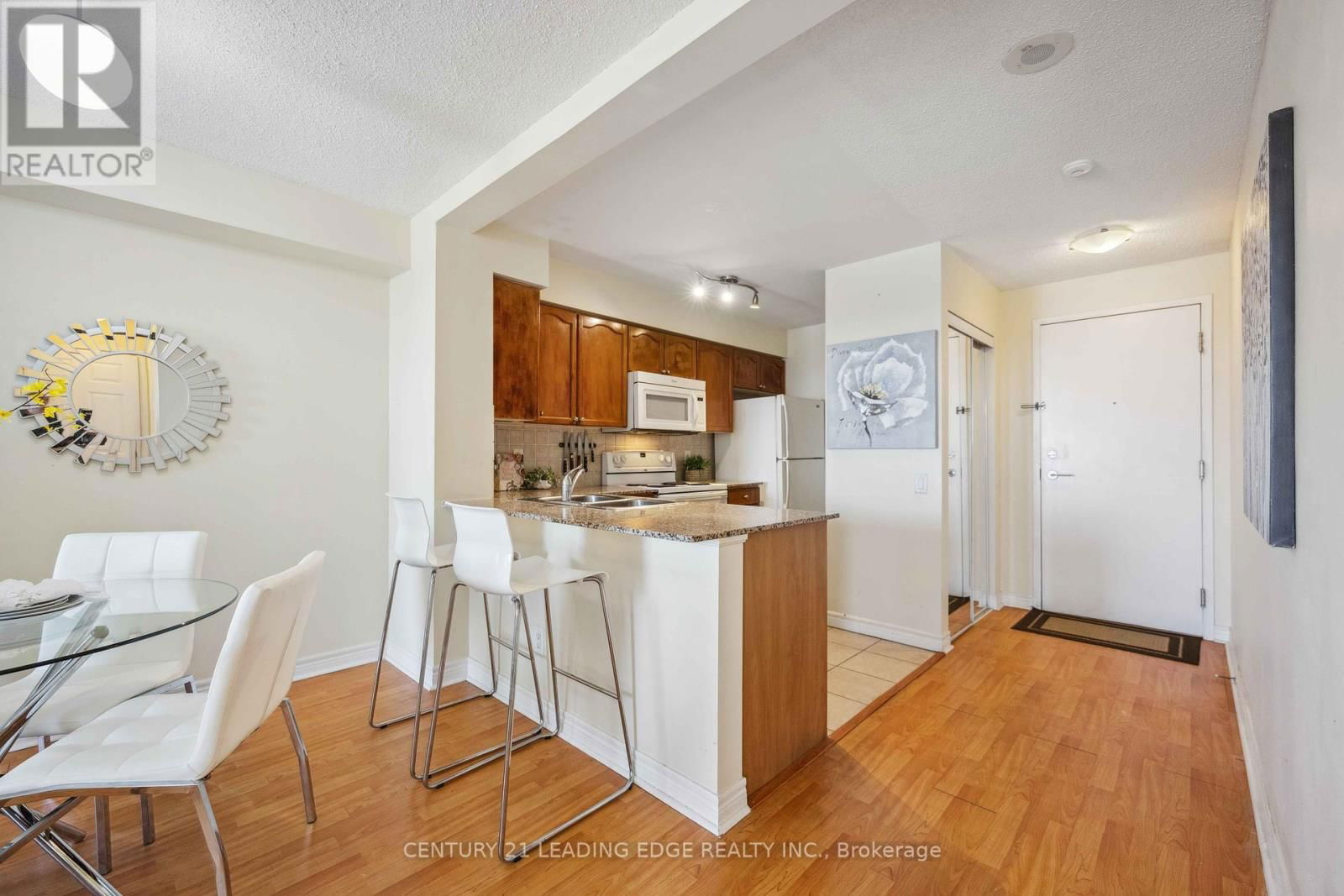 2301 - 83 BOROUGH DRIVE Image 1