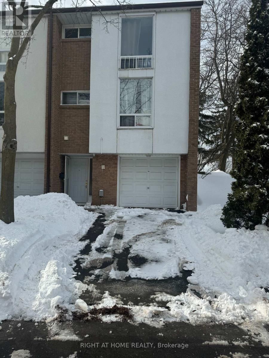 1 - 3409 ST.CLAIR AVENUE EAST Image 1
