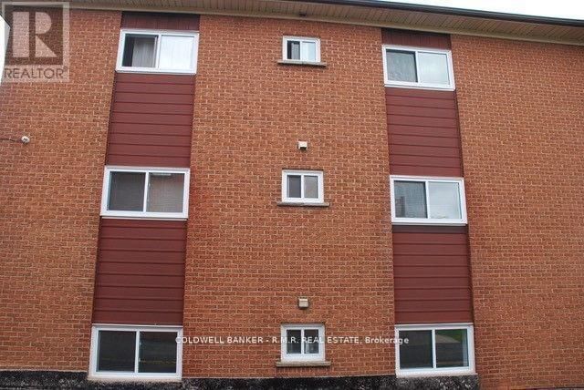 439 AUSTEN COURT Image 4