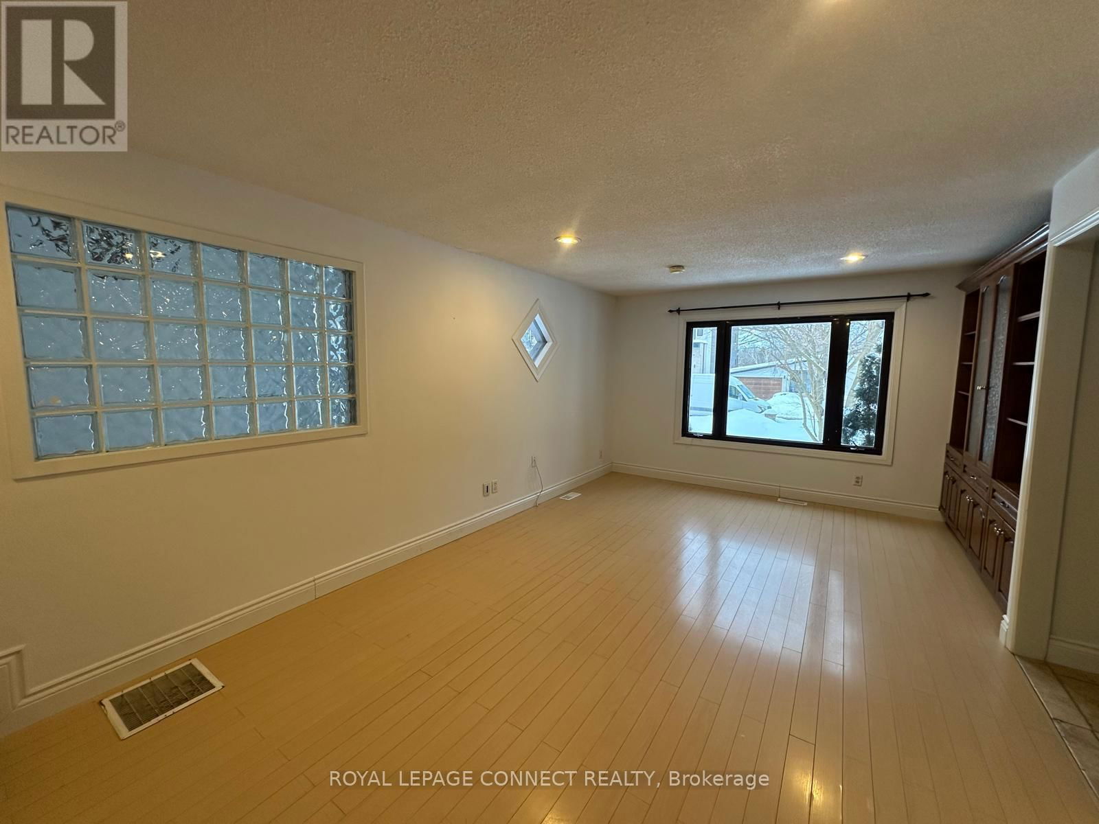 612 MARKSBURY ROAD Image 2