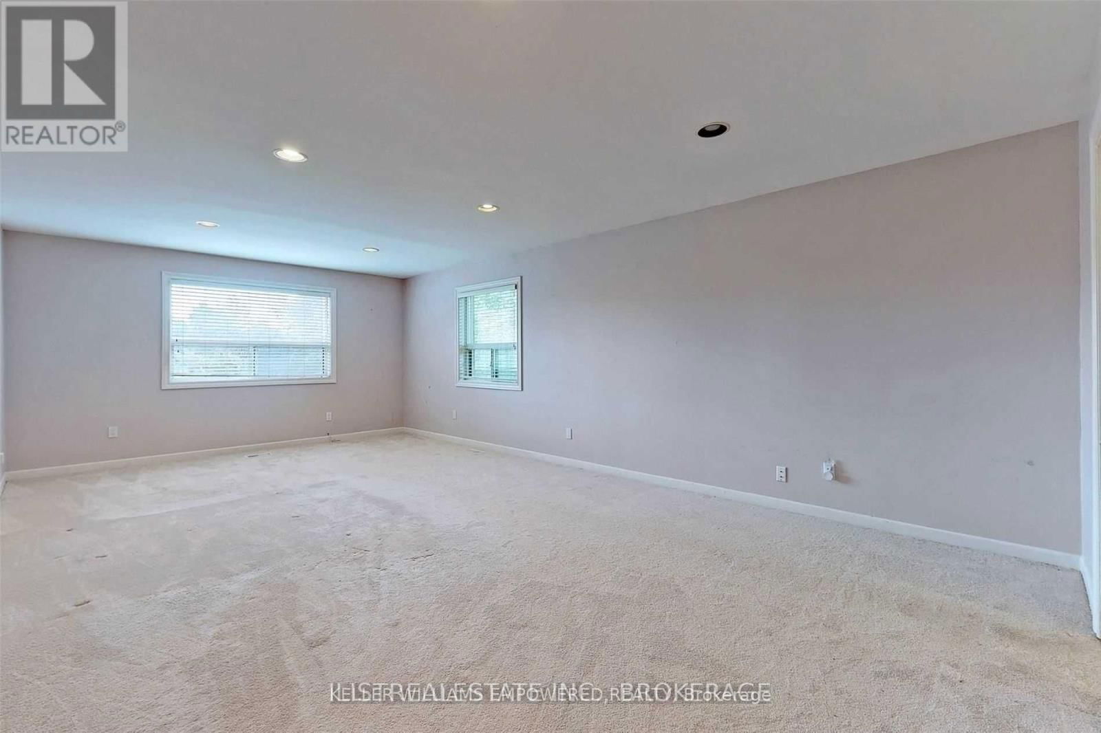 74 CREEKWOOD DRIVE Image 12