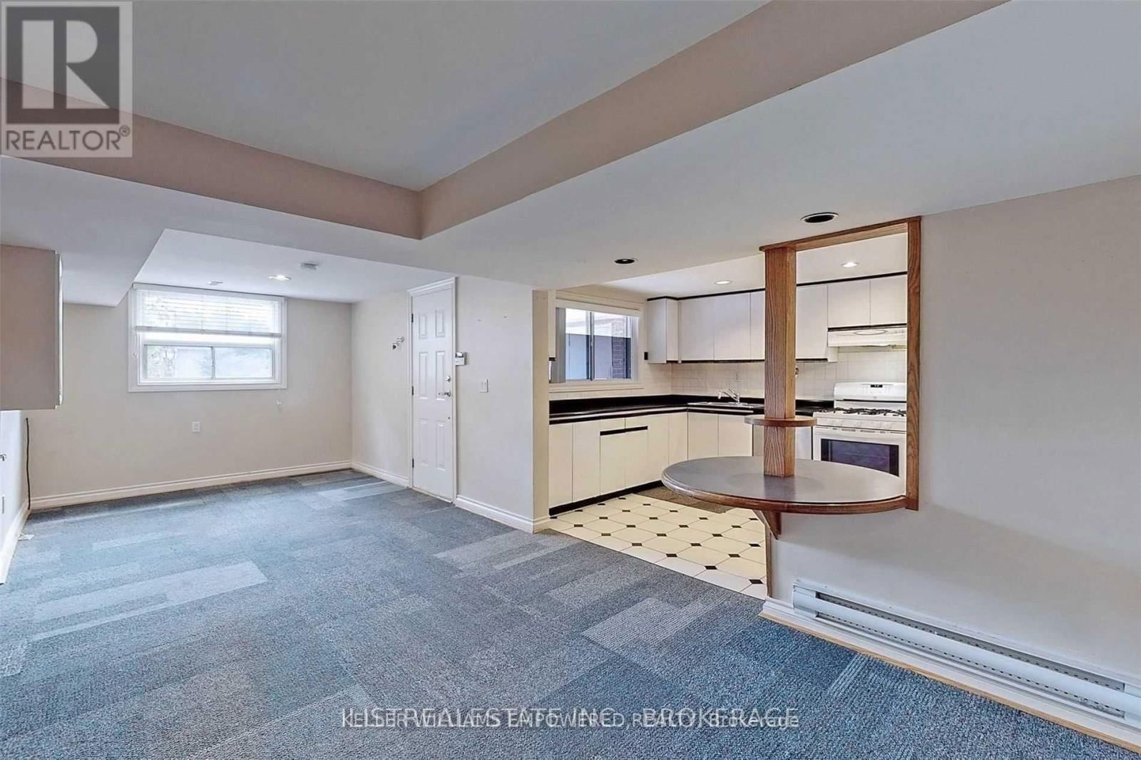 74 CREEKWOOD DRIVE Image 22