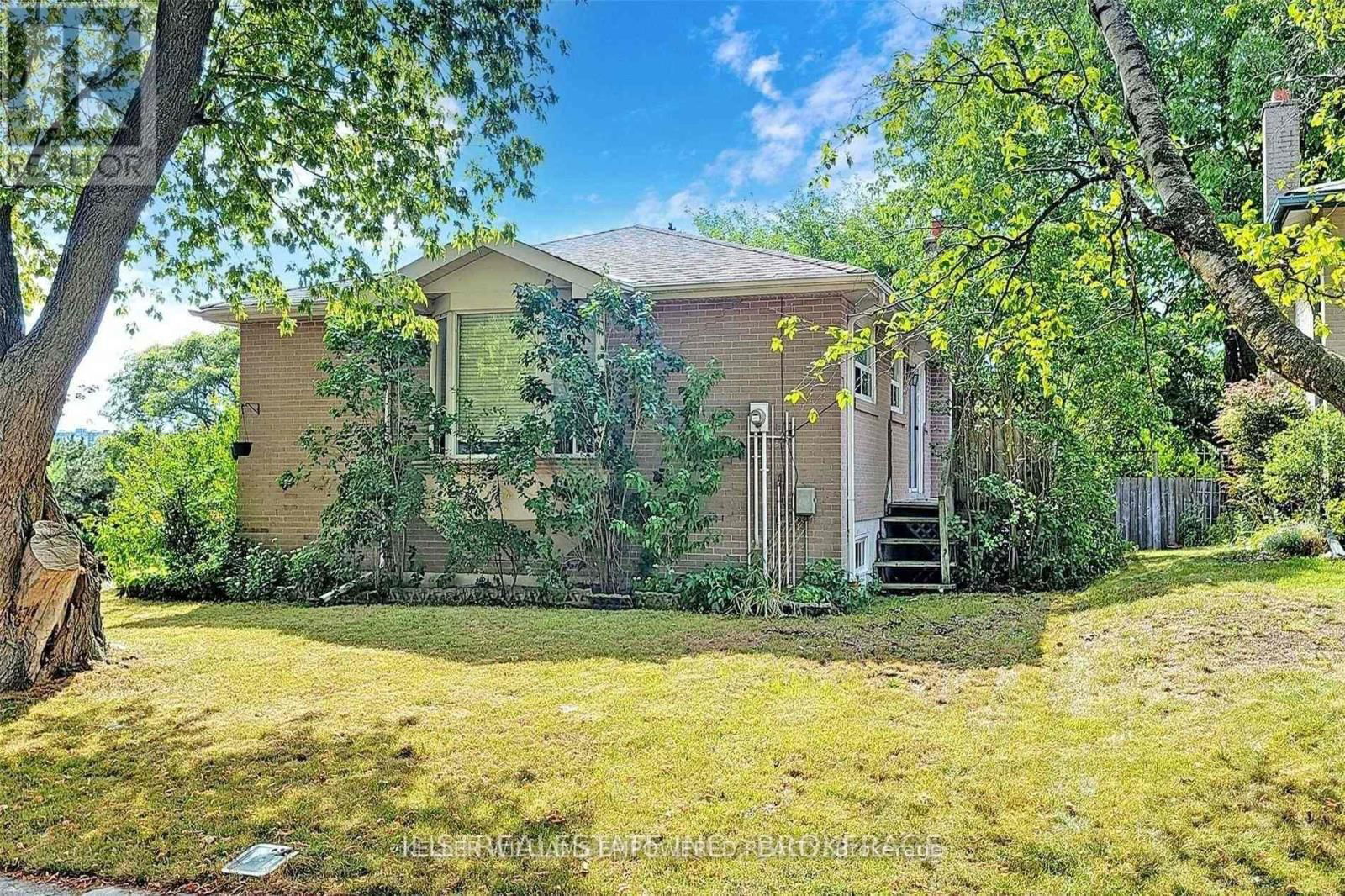 74 CREEKWOOD DRIVE Image 28