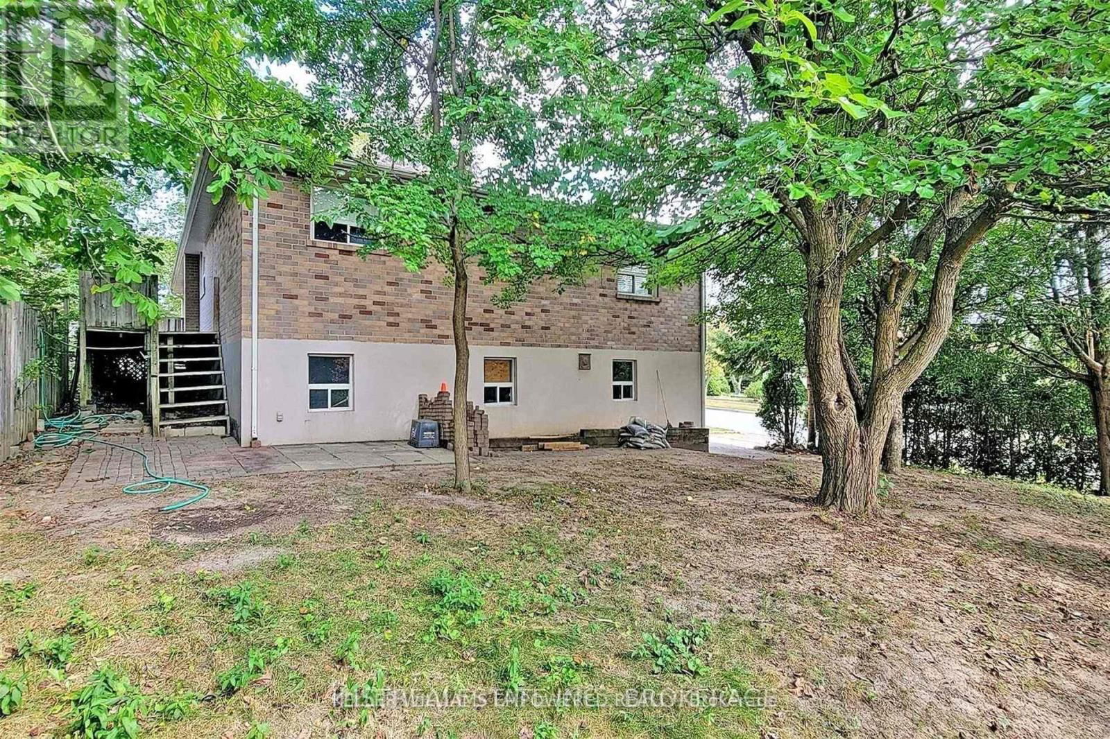 74 CREEKWOOD DRIVE Image 30