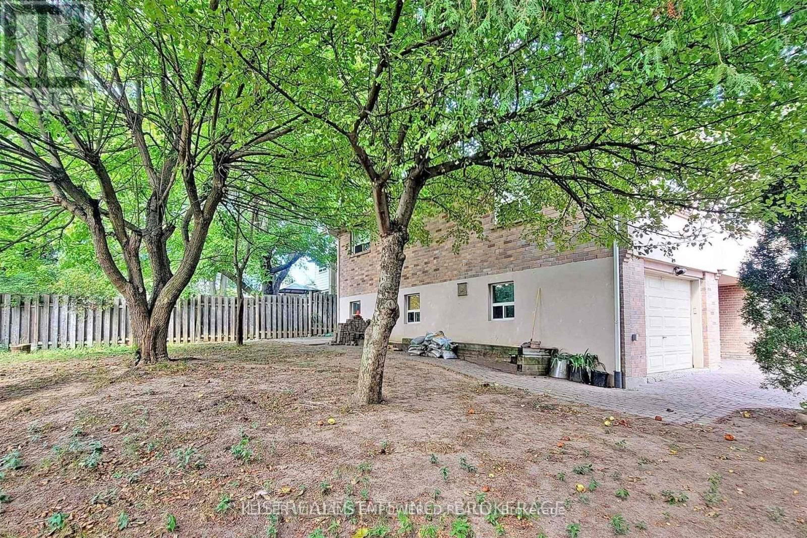 74 CREEKWOOD DRIVE Image 31