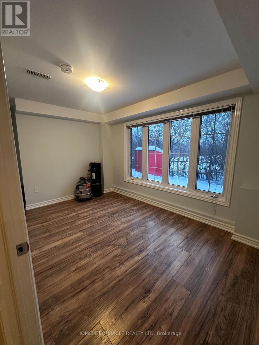 92 SHARPLIN DRIVE Image 10