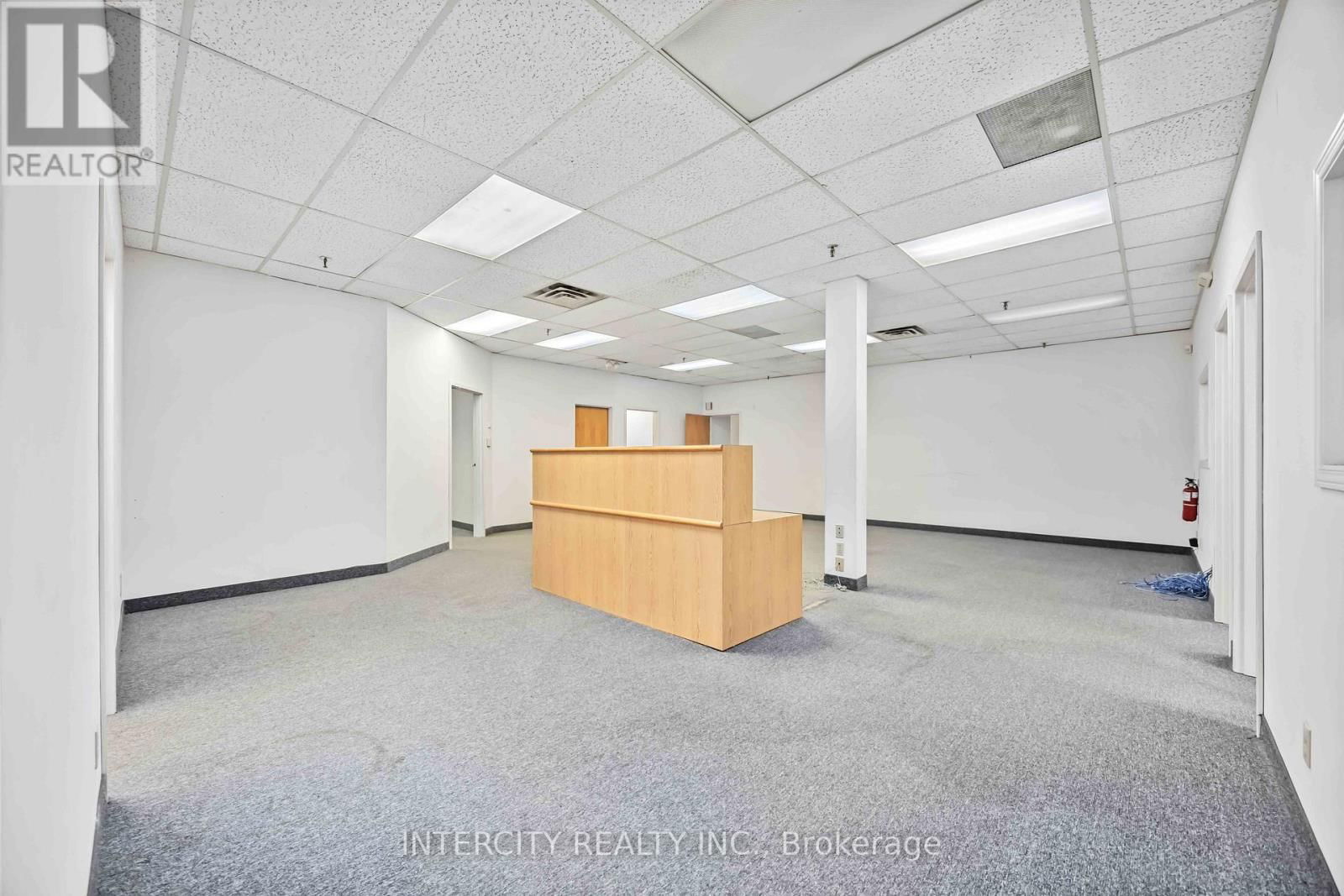 65 MELFORD DRIVE Image 8