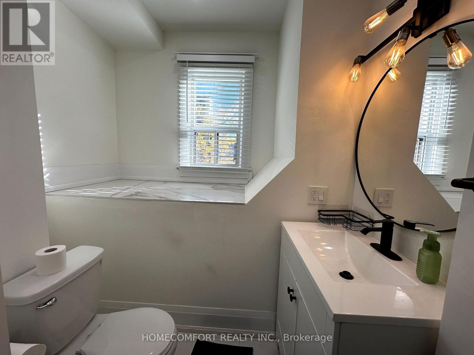 Main - 33 STRATHMORE BOULEVARD Image 11