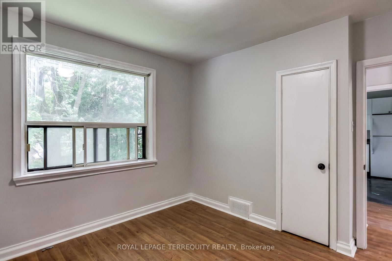2563 KINGSTON ROAD Image 11