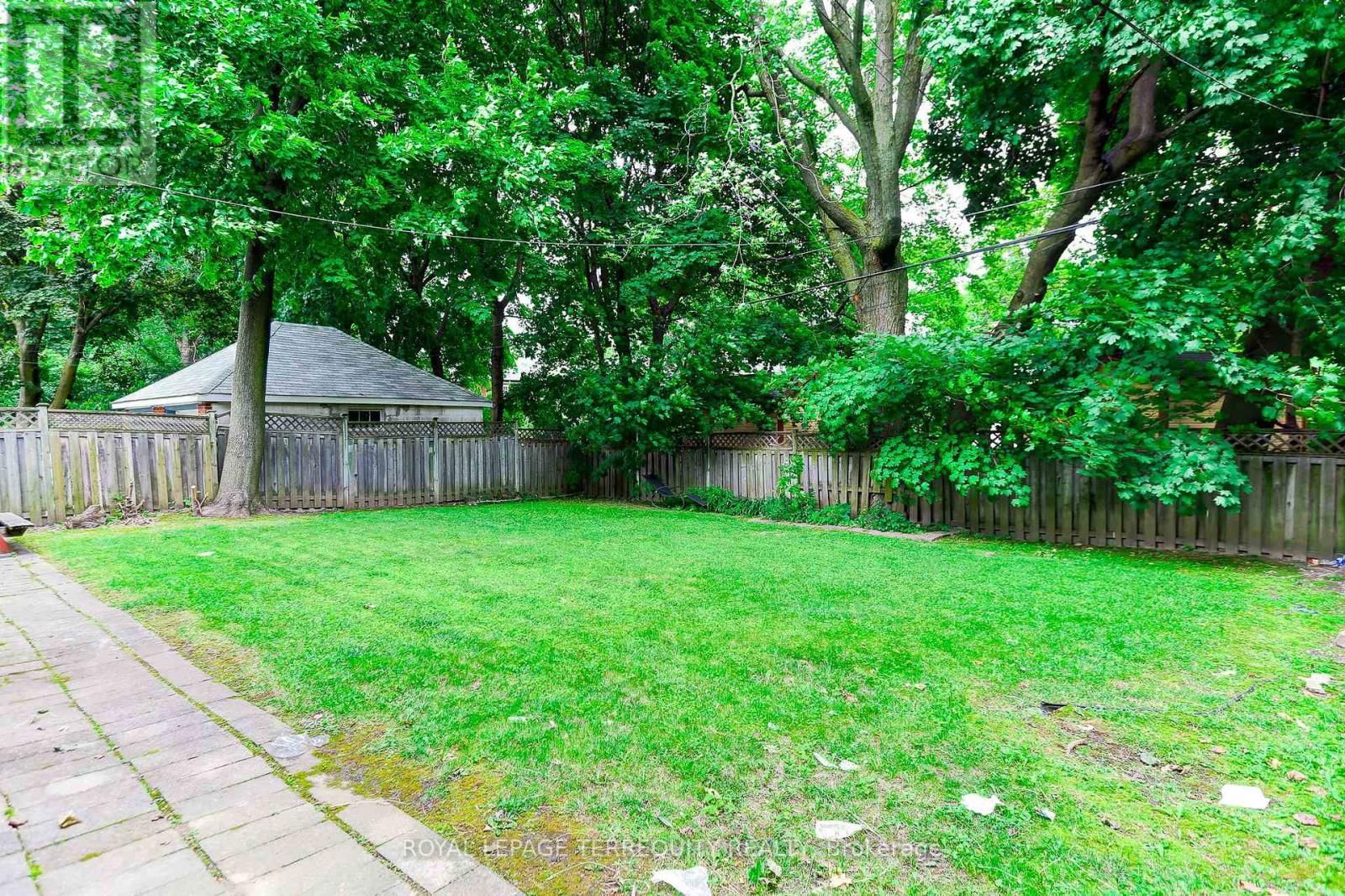 2563 KINGSTON ROAD Image 18