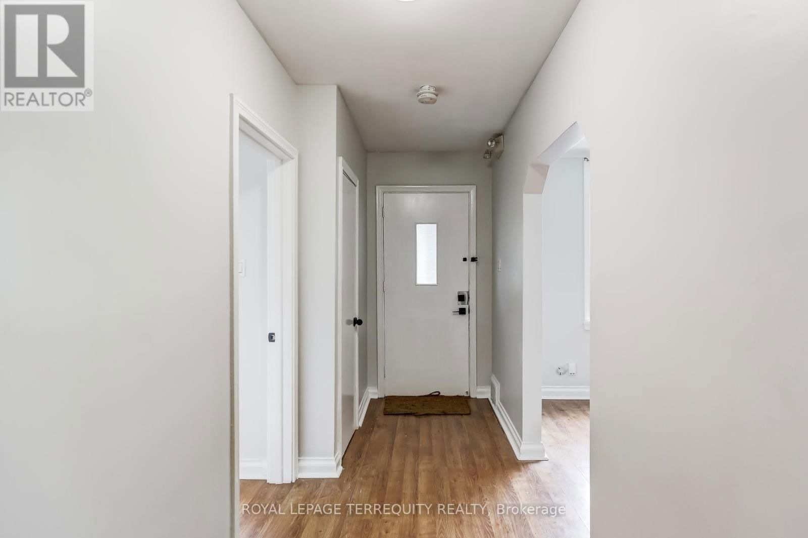 2563 KINGSTON ROAD Image 3