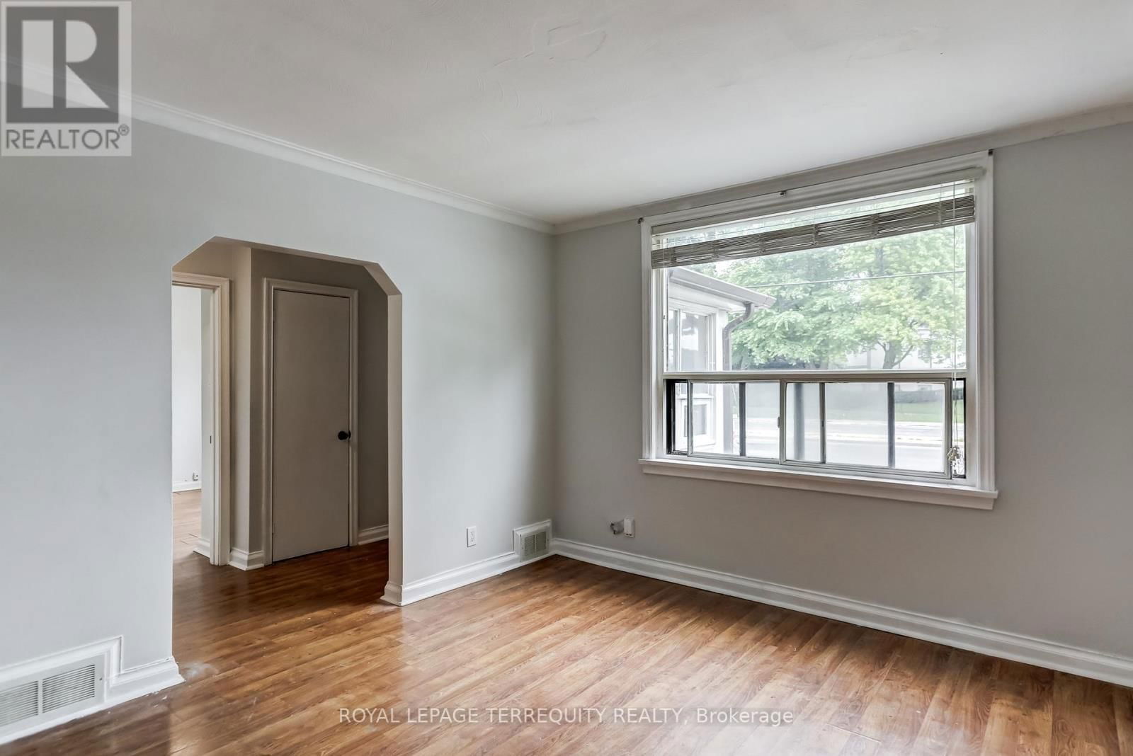 2563 KINGSTON ROAD Image 8