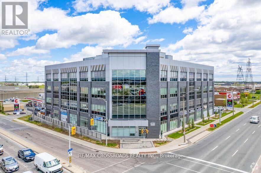 206,207 - 2855 MARKHAM ROAD Image 1