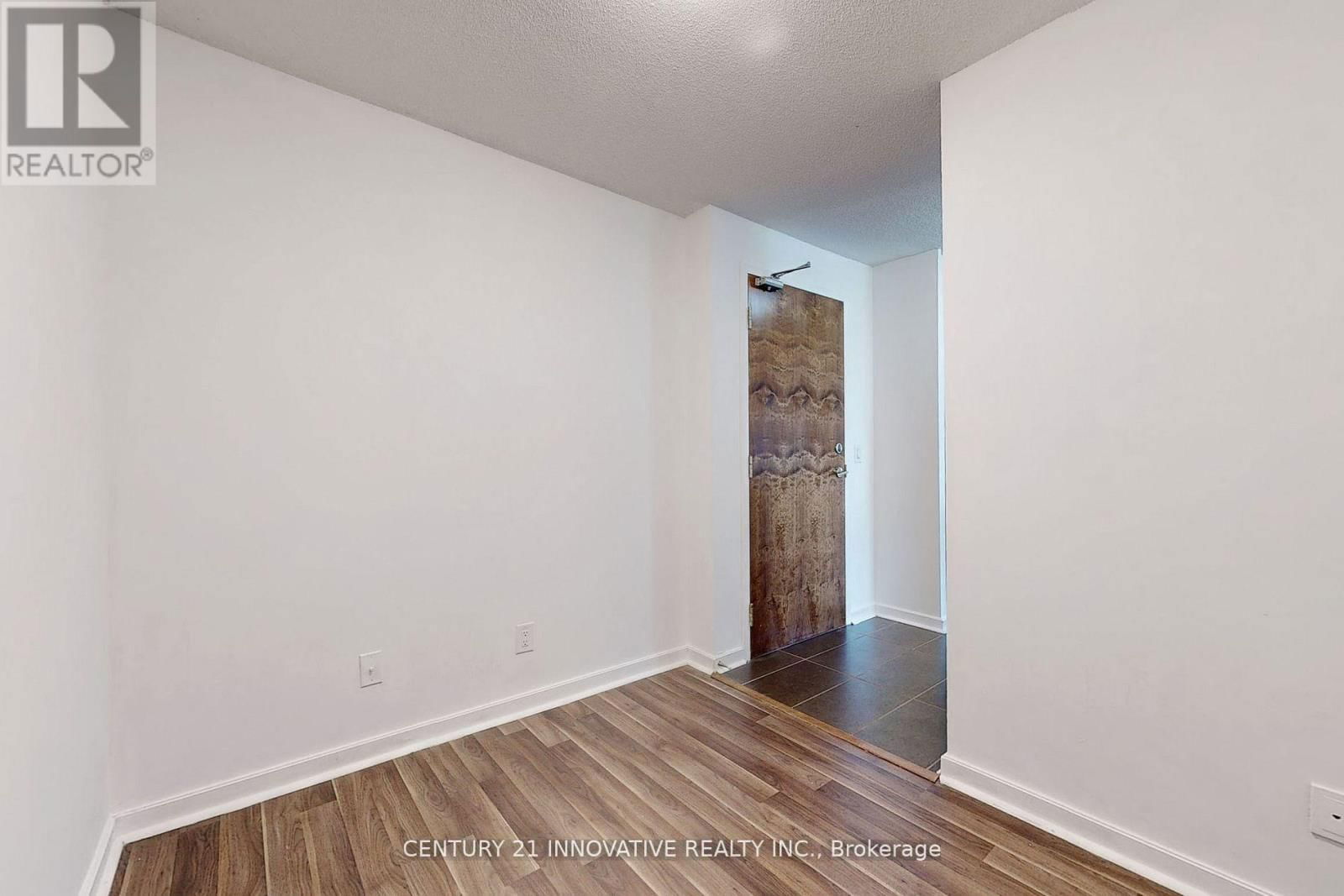 1308 - 1235 BAYLY STREET Image 8