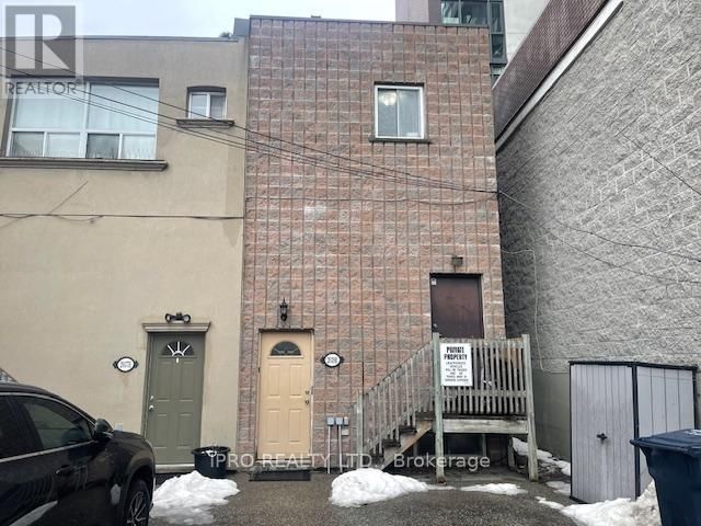 BSMT - 2039R DANFORTH AVENUE Image 1