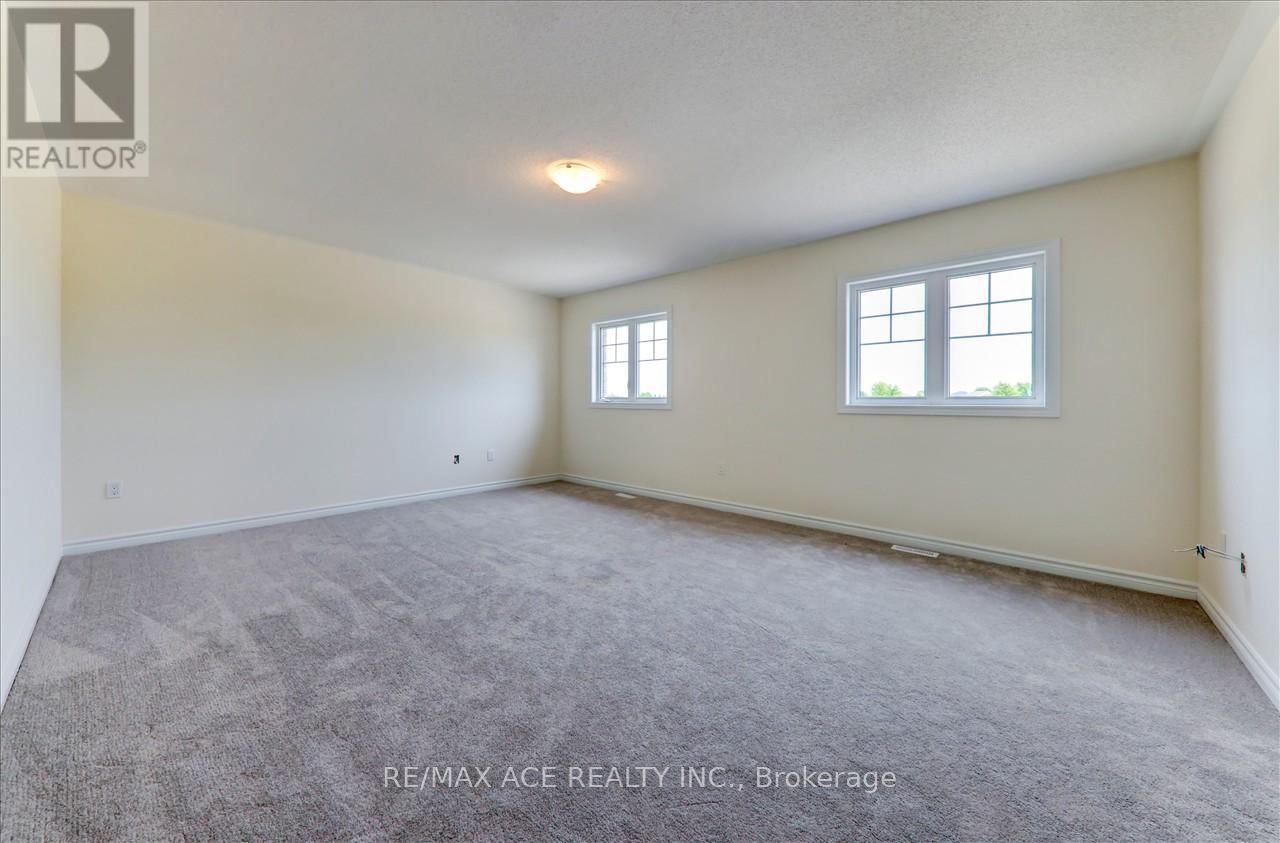 55 ROBIN TRAIL Image 22
