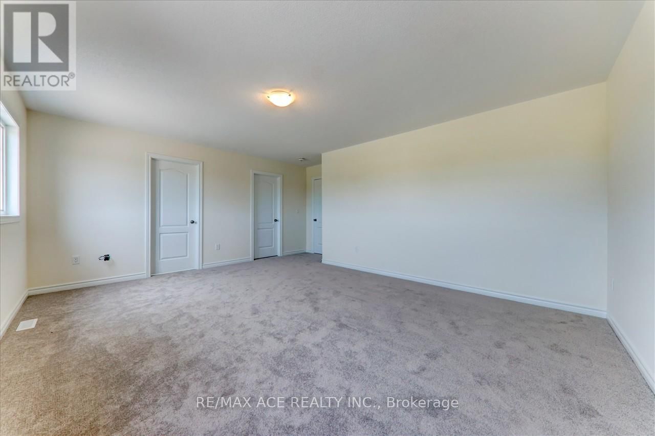 55 ROBIN TRAIL Image 24