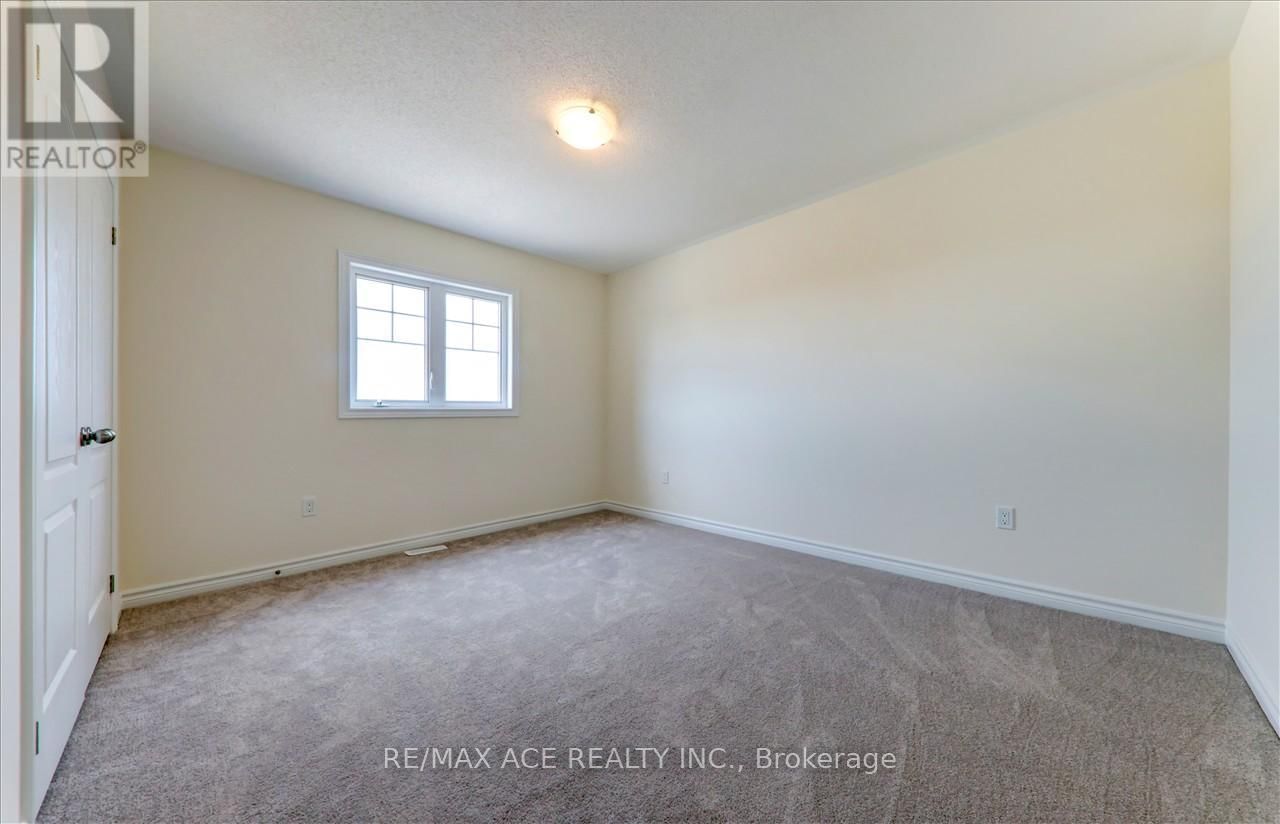 55 ROBIN TRAIL Image 27