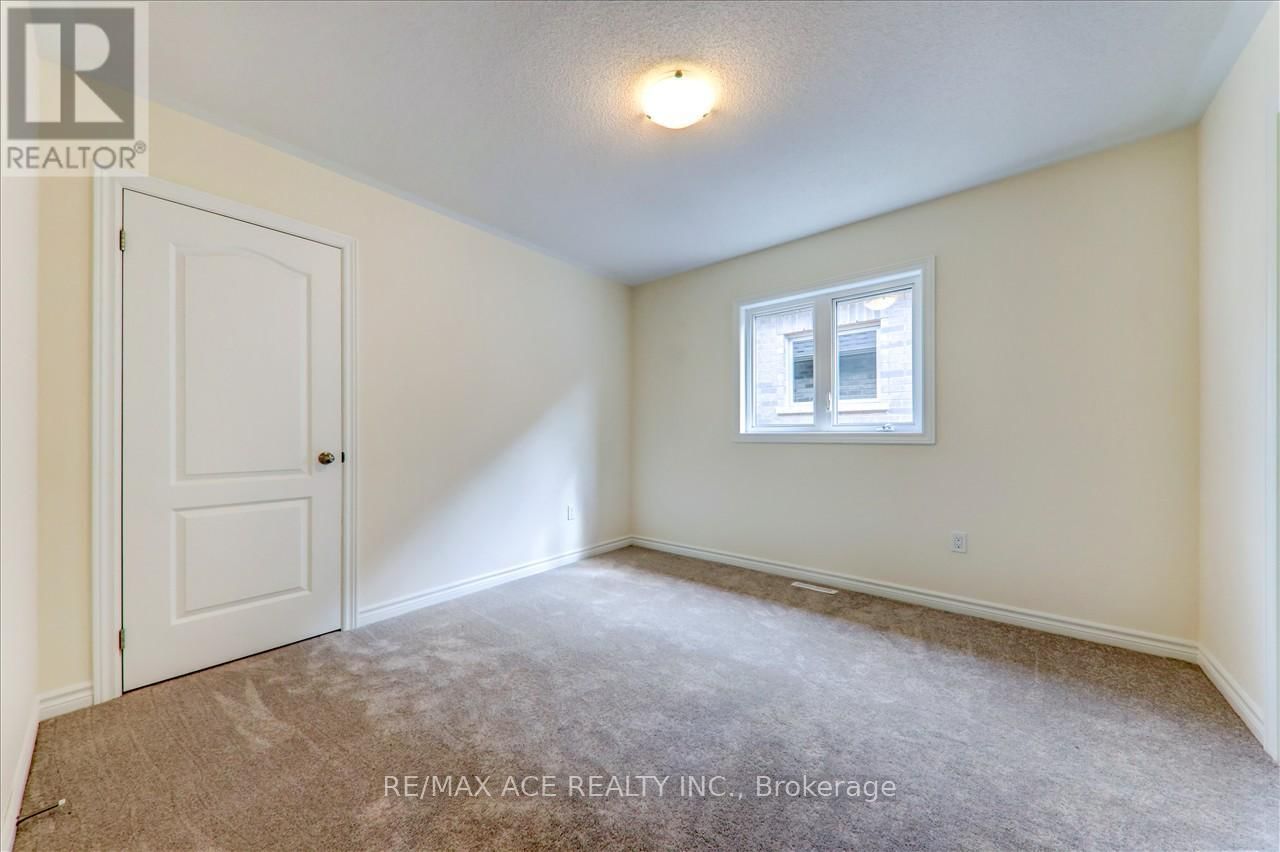 55 ROBIN TRAIL Image 30