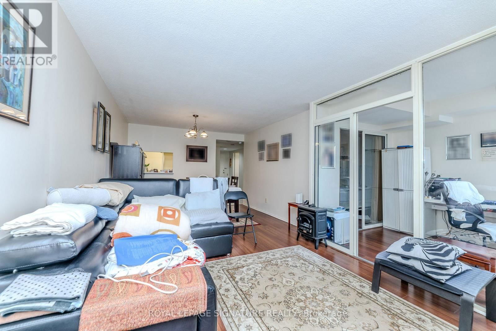 808 - 2460 EGLINTON AVENUE EAST Image 17