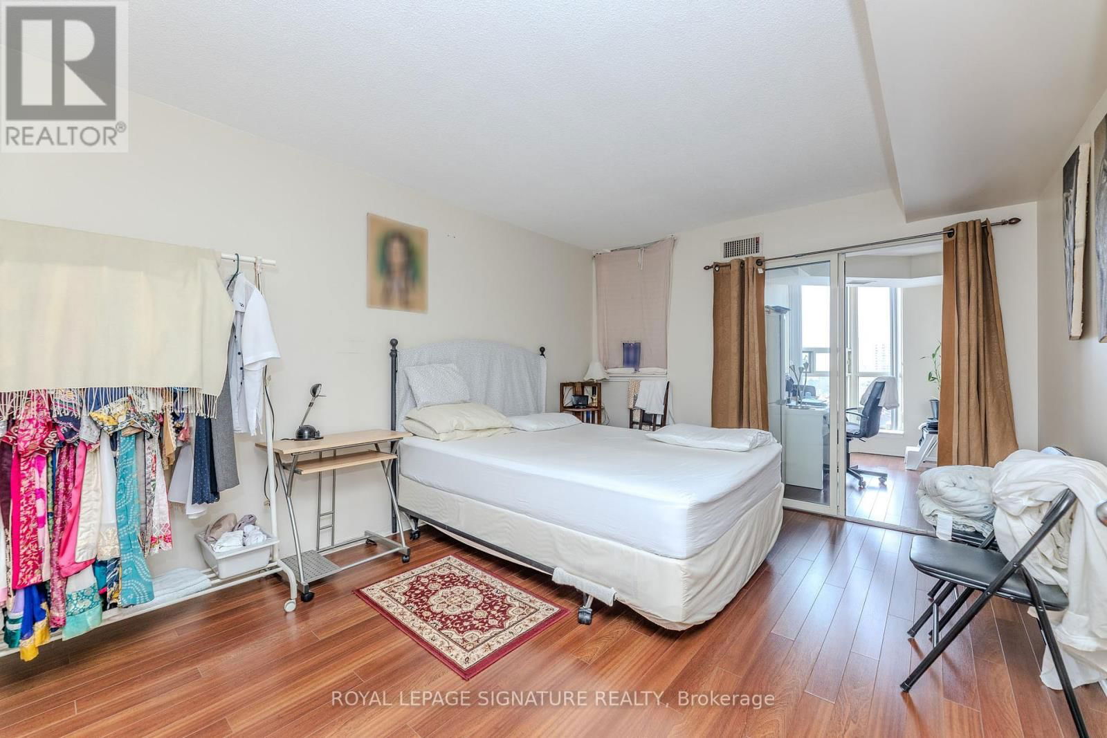 808 - 2460 EGLINTON AVENUE EAST Image 20
