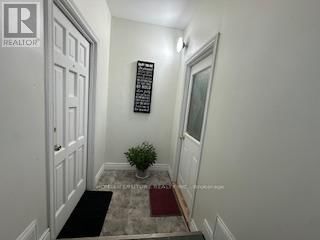 201 - 174 RITSON ROAD SOUTH Image 1