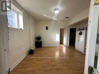 201 - 174 RITSON ROAD SOUTH Image 15