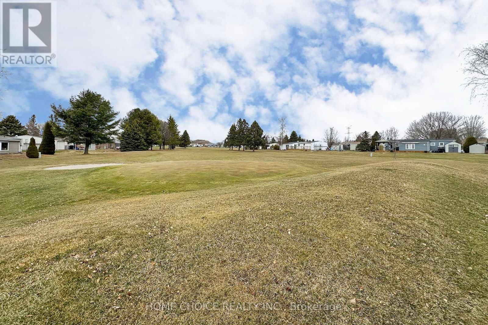 8 SEVENTH HOLE COURT Image 24