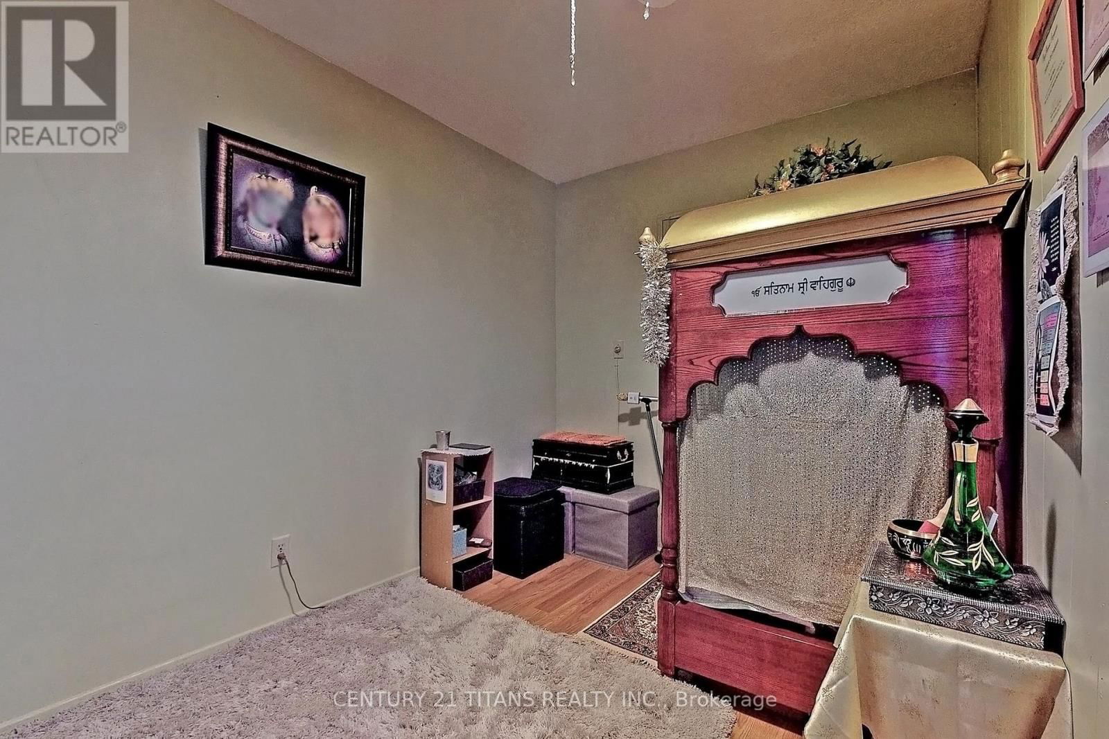 1208 - 20 GILDER DRIVE Image 27