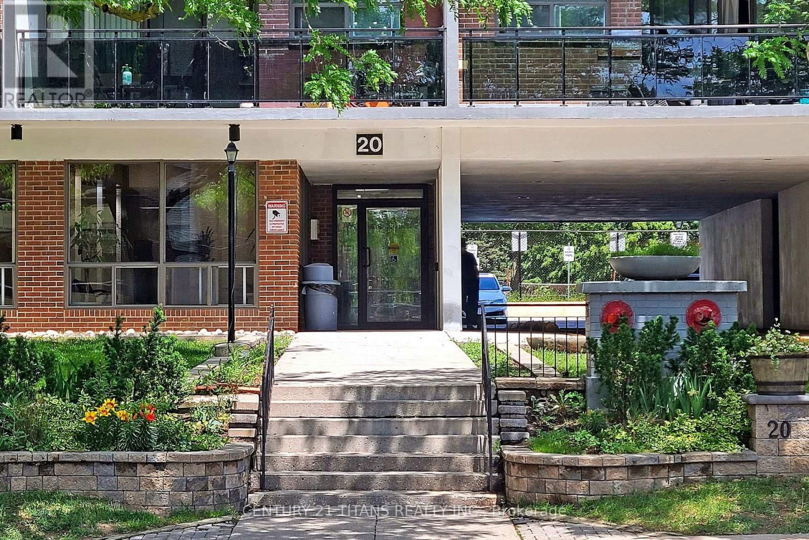 1208 - 20 GILDER DRIVE Image 5