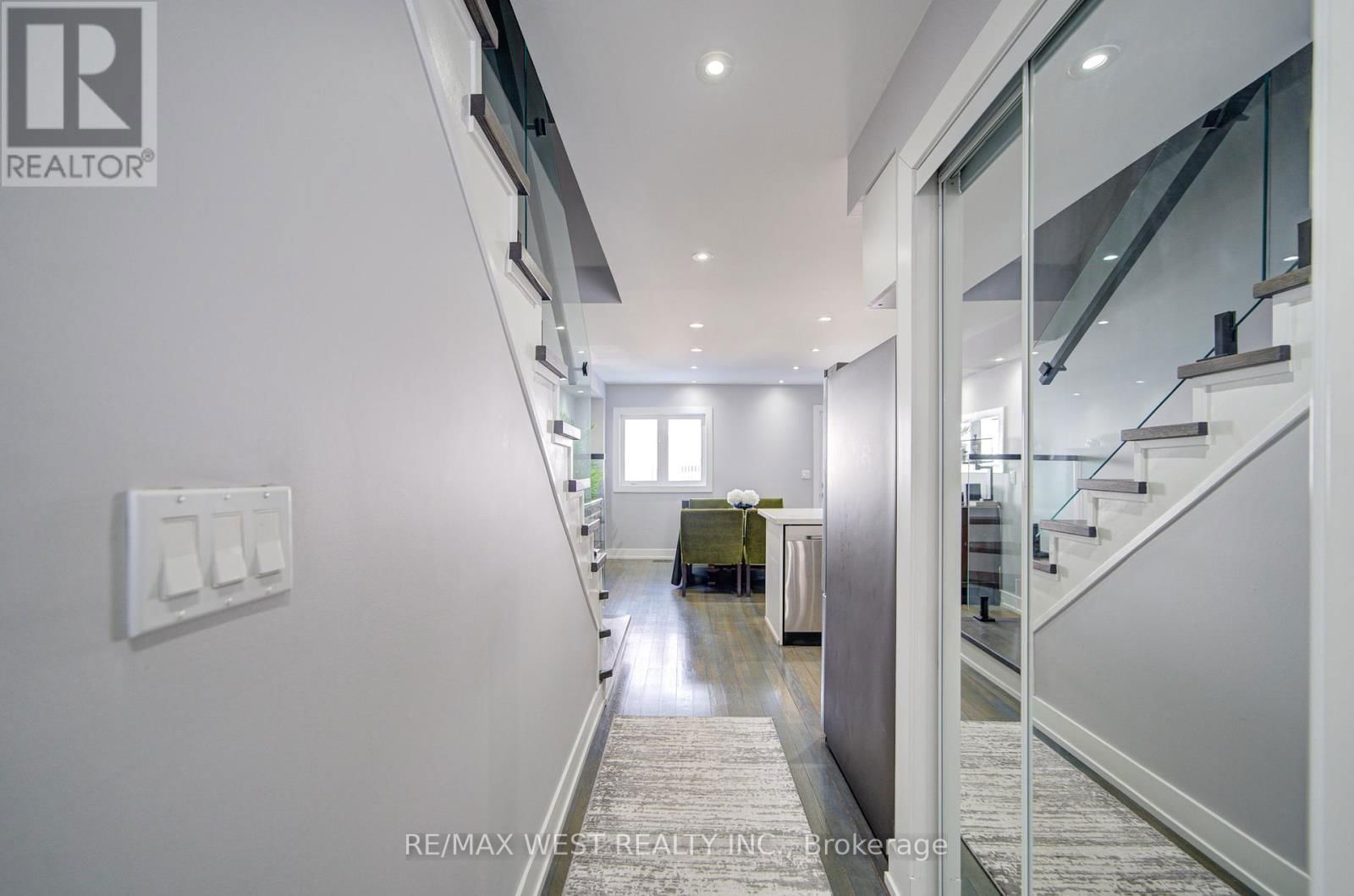 65 - 735 SHEPPARD AVENUE Image 15