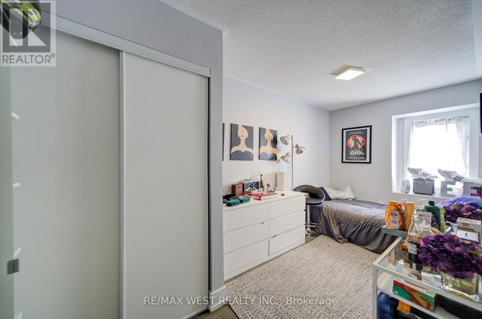 65 - 735 SHEPPARD AVENUE Image 35