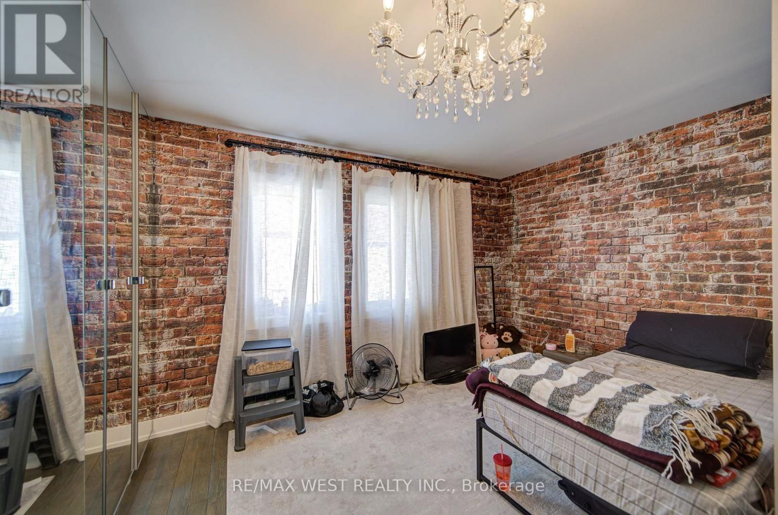 65 - 735 SHEPPARD AVENUE Image 38