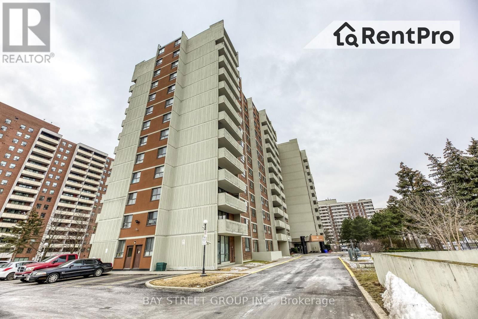 1207 - 10 STONEHILL COURT Image 2