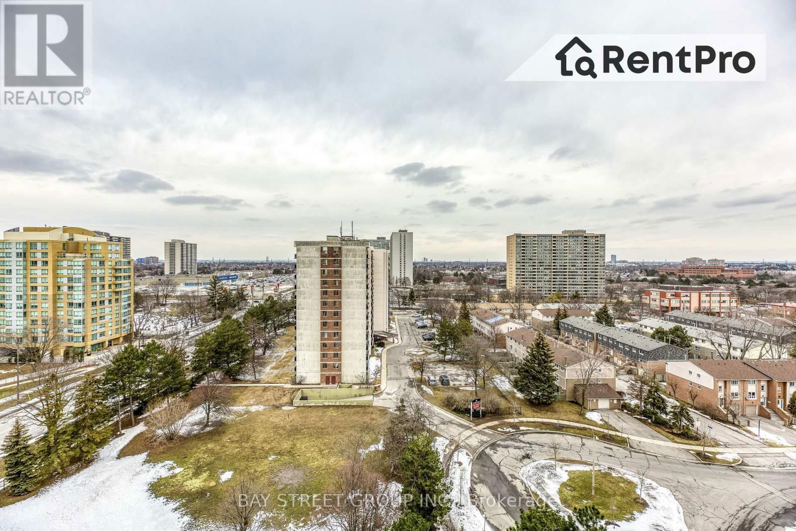 1207 - 10 STONEHILL COURT Image 28