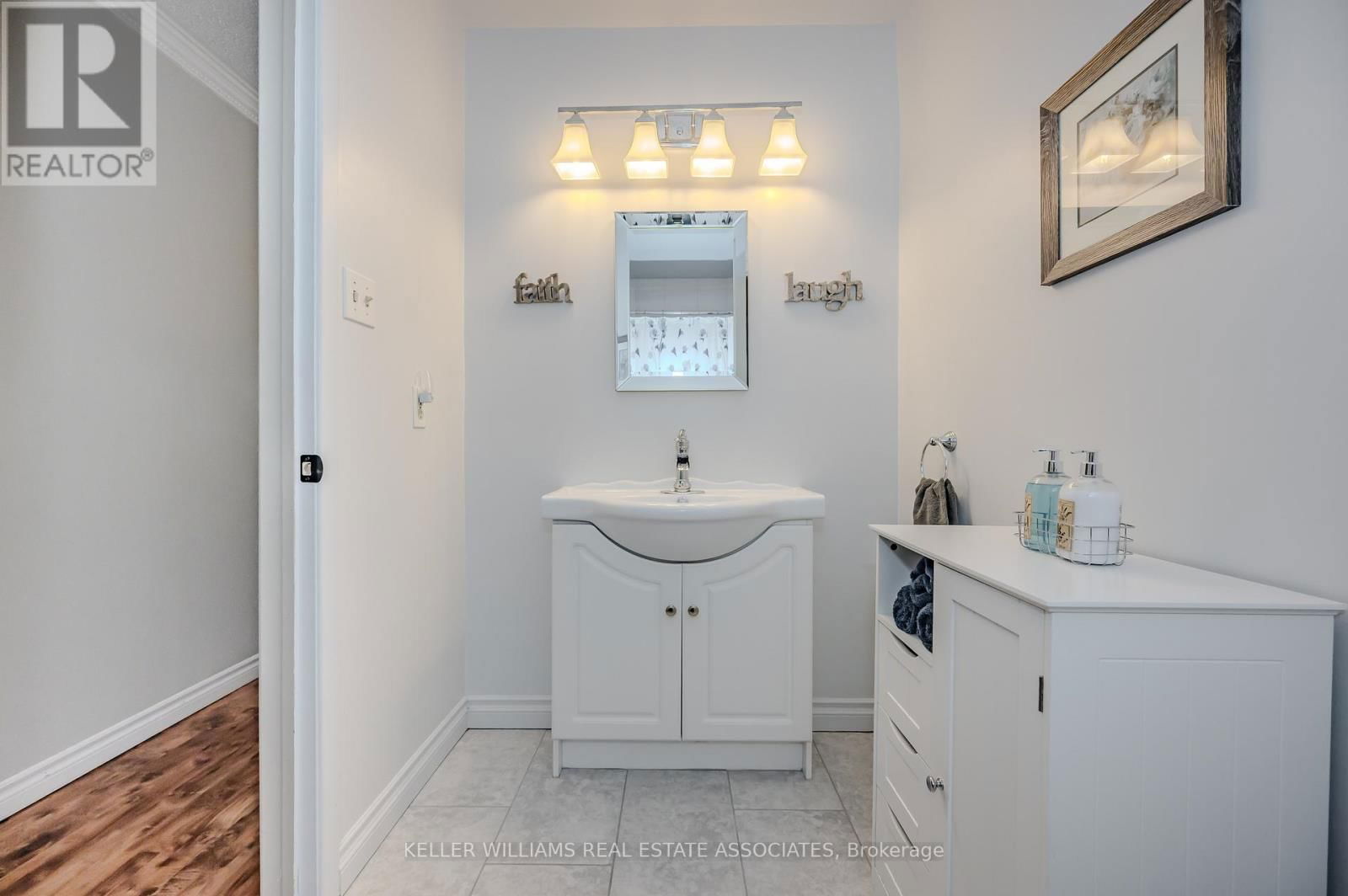 147 QUANTRELL TRAIL Image 20