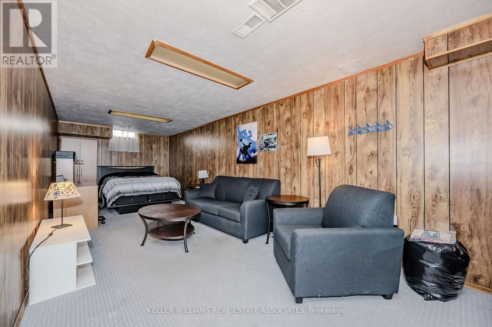 147 QUANTRELL TRAIL Image 22