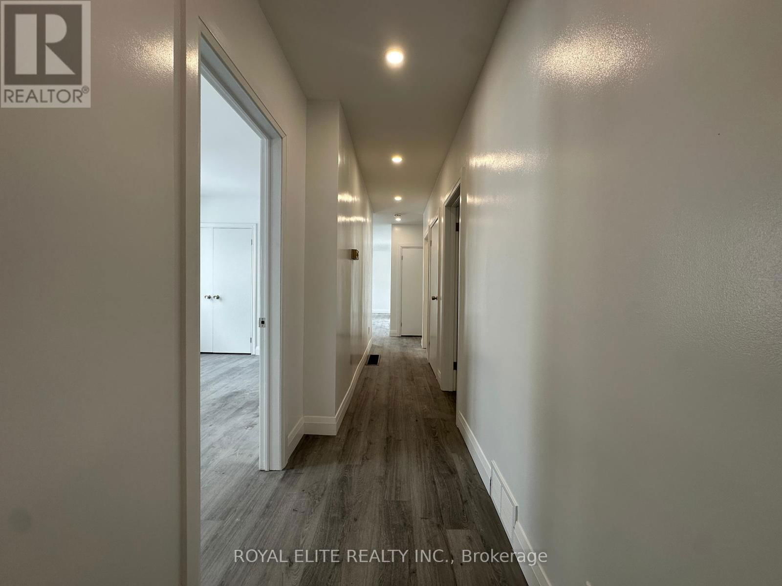 MAIN - 19 MONTGOMERY AVENUE Image 13