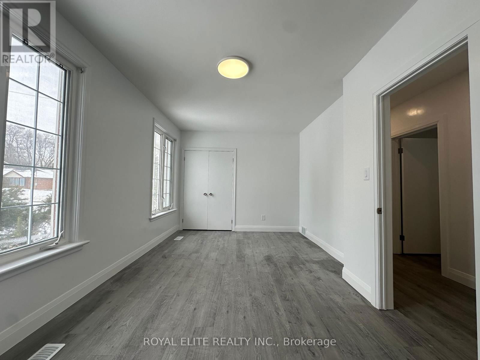 MAIN - 19 MONTGOMERY AVENUE Image 24