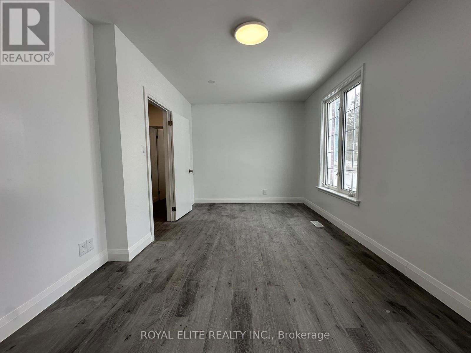 MAIN - 19 MONTGOMERY AVENUE Image 32