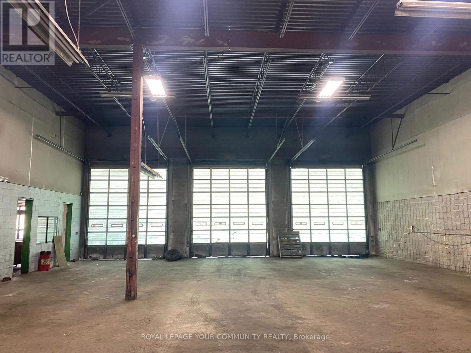 unit 3 - 1035 BROCK ROAD Image 2
