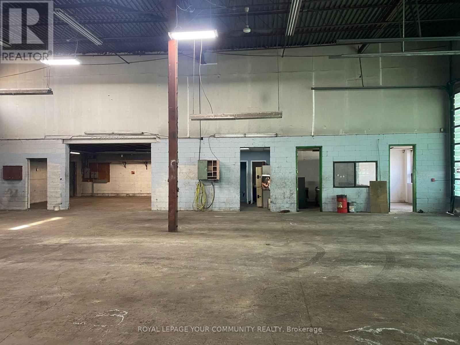 unit 3 - 1035 BROCK ROAD Image 4